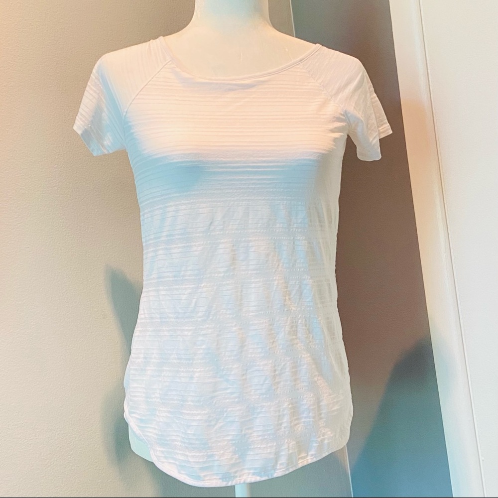 Athleta Workout Shirt